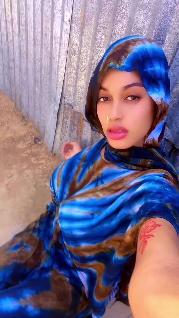 @Hamda Qurux 🥀