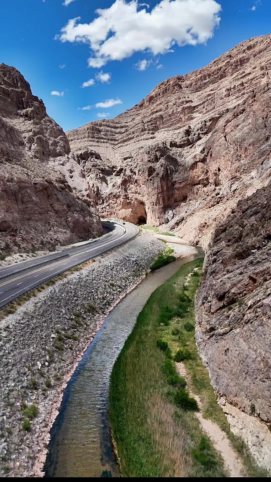 @JessiesDroneAdventures