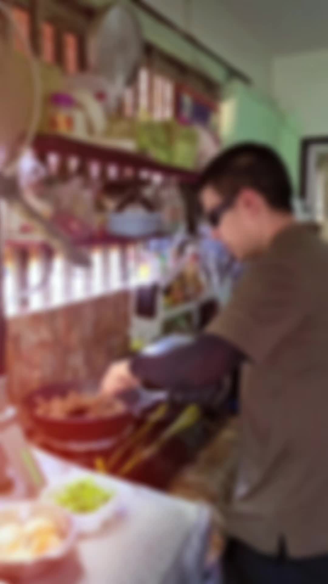 @Ratchaphon08