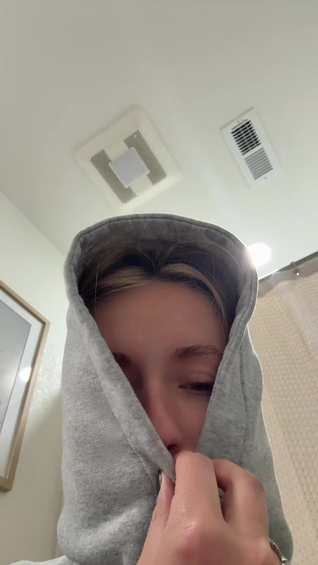 @e