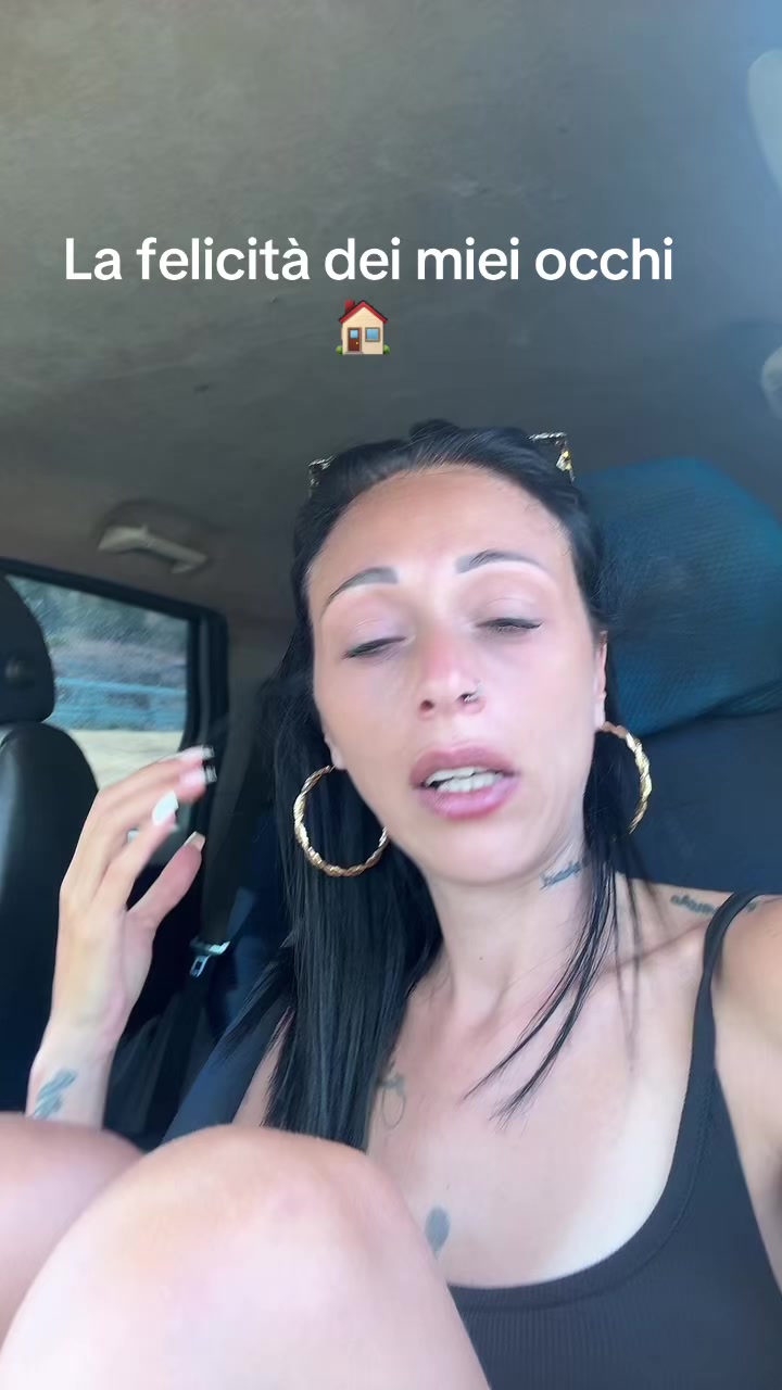 @Lucrezia