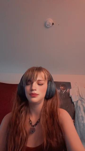 @queendarknesswolfs420