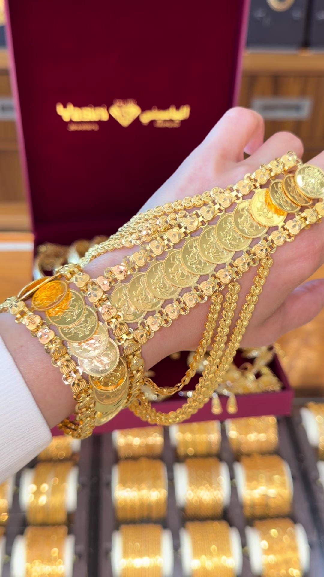 @Yasini Jewelers