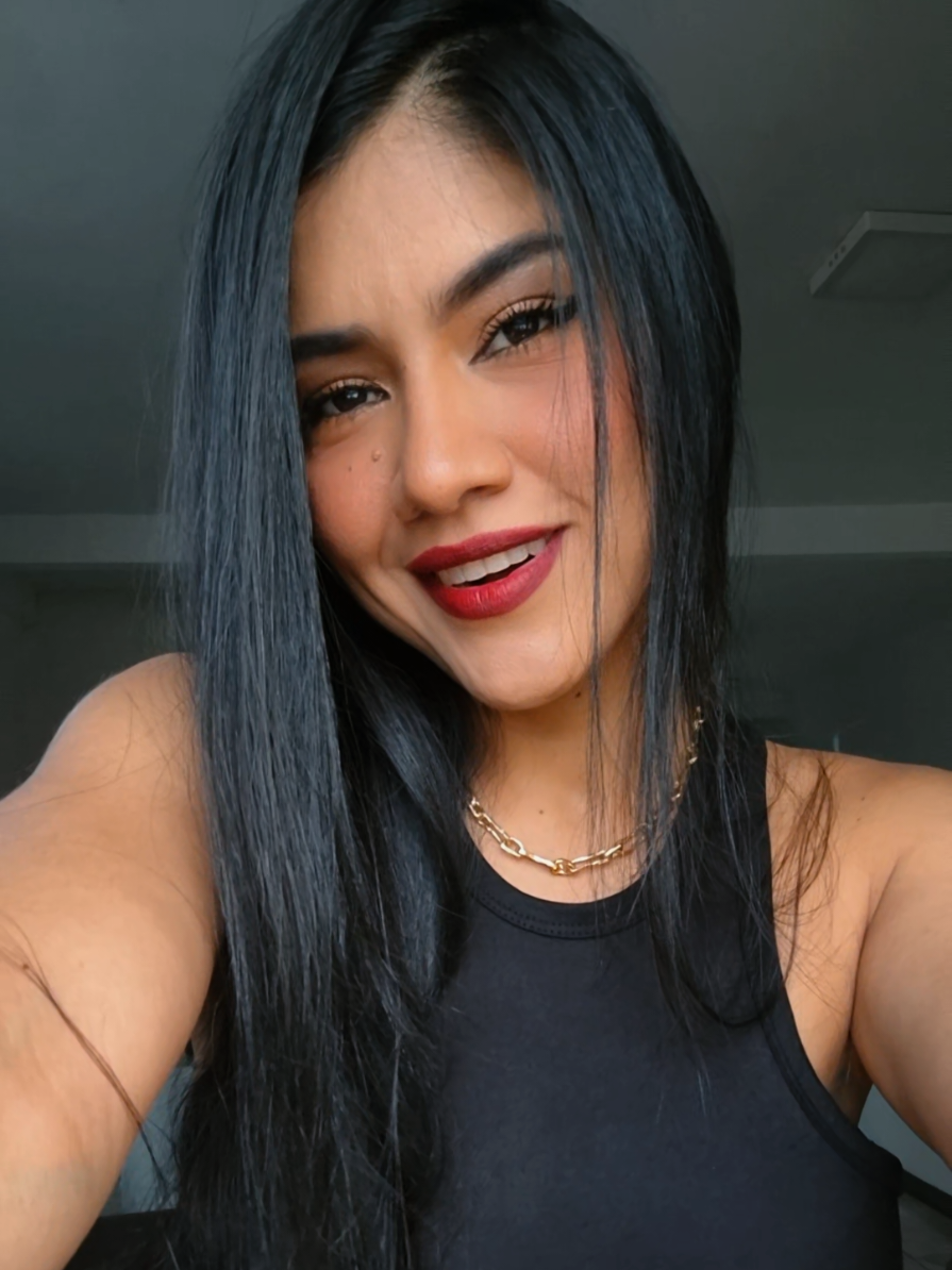 @JuliAnny🦋