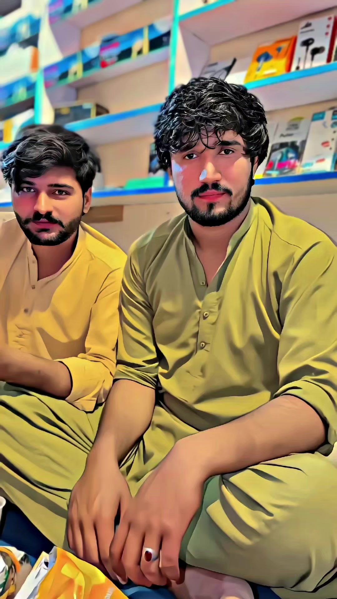 @ارسلان گھلو۔