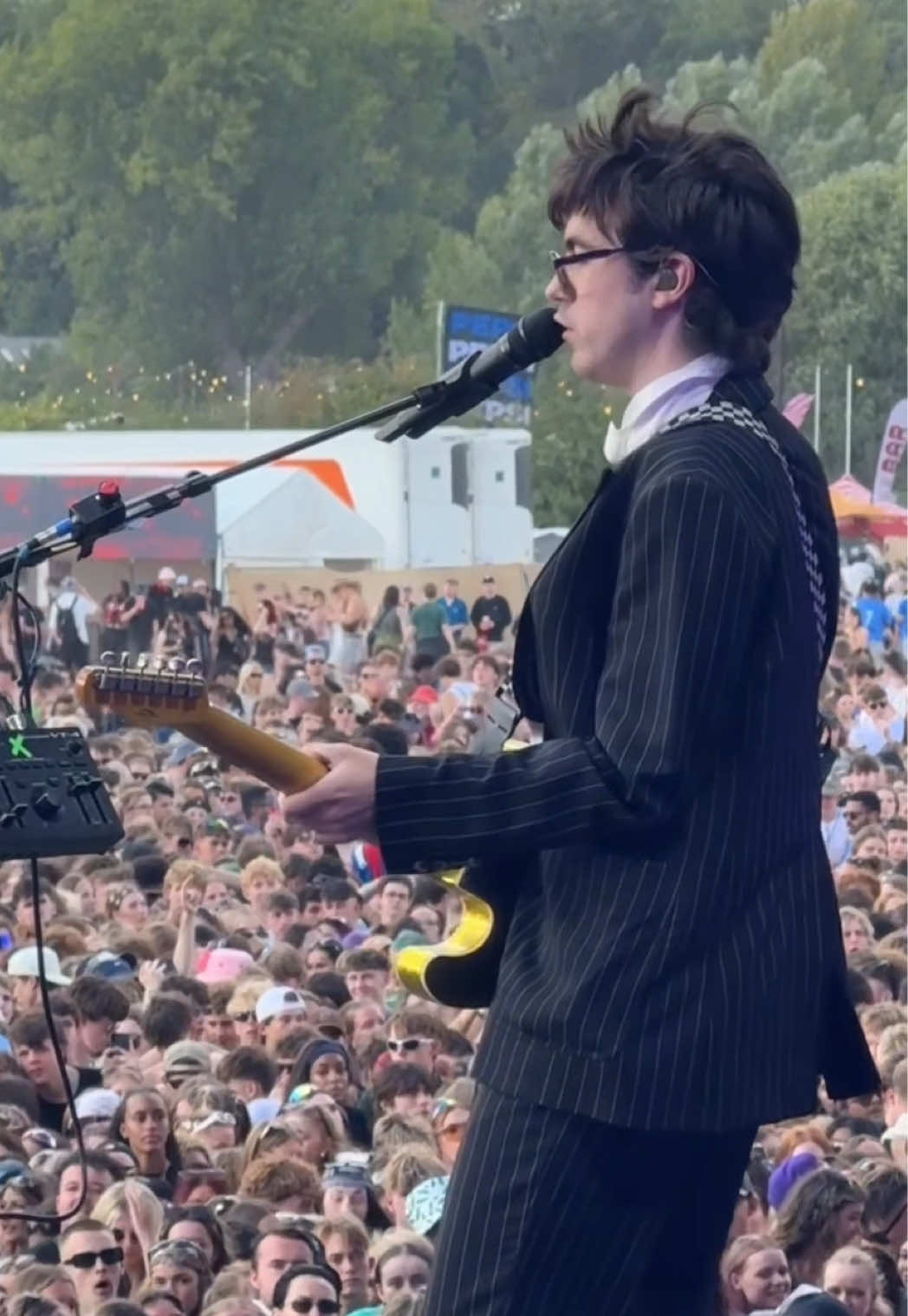 @Declan McKenna
