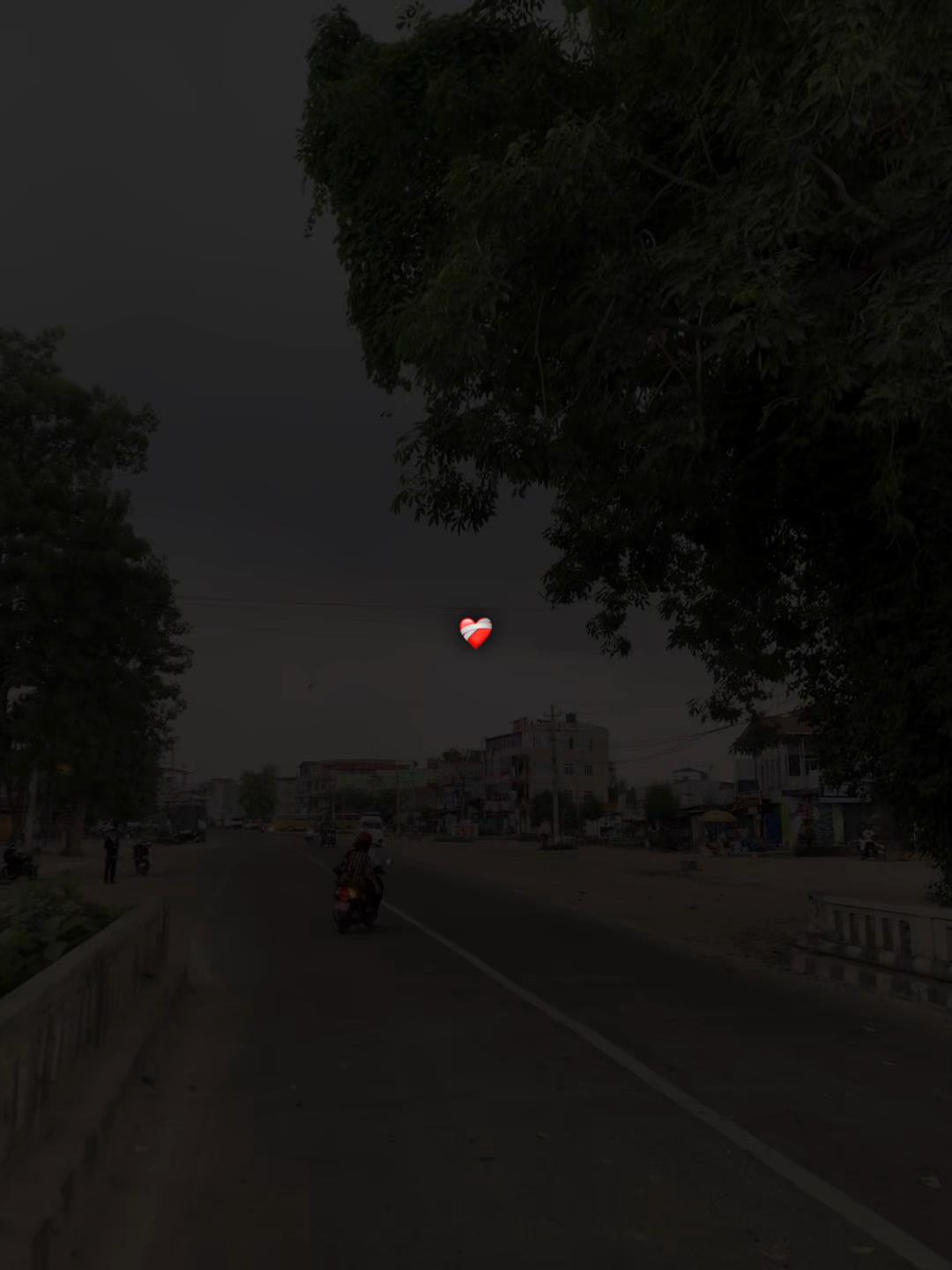 @मनिष 