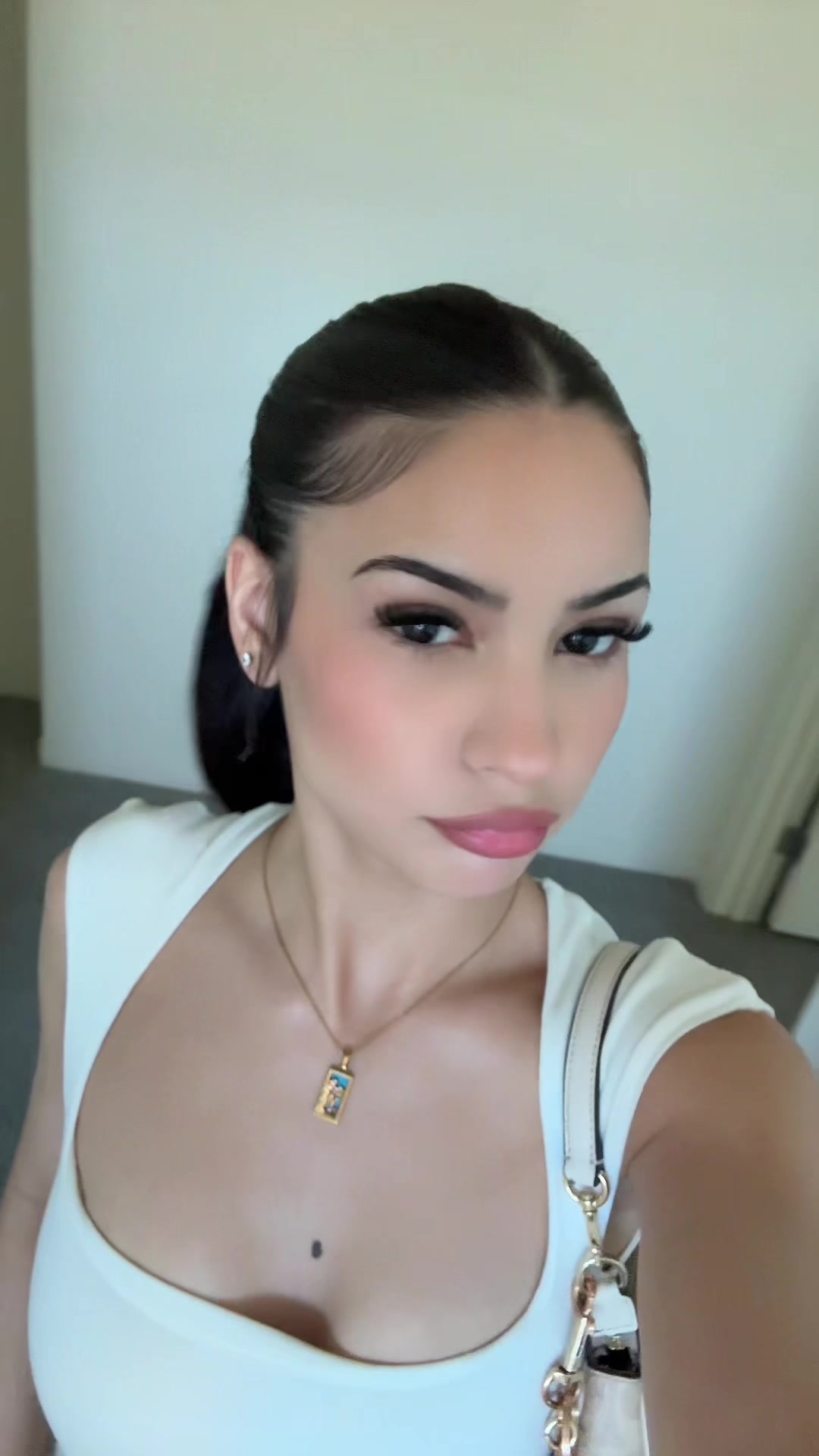 @ava