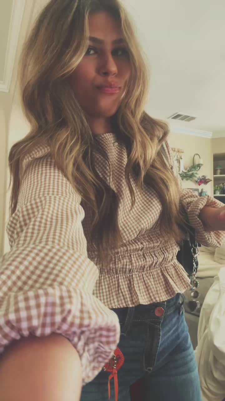 @ϟ✧ 𝚁𝙴𝙴𝚂𝙴 ✧ϟ