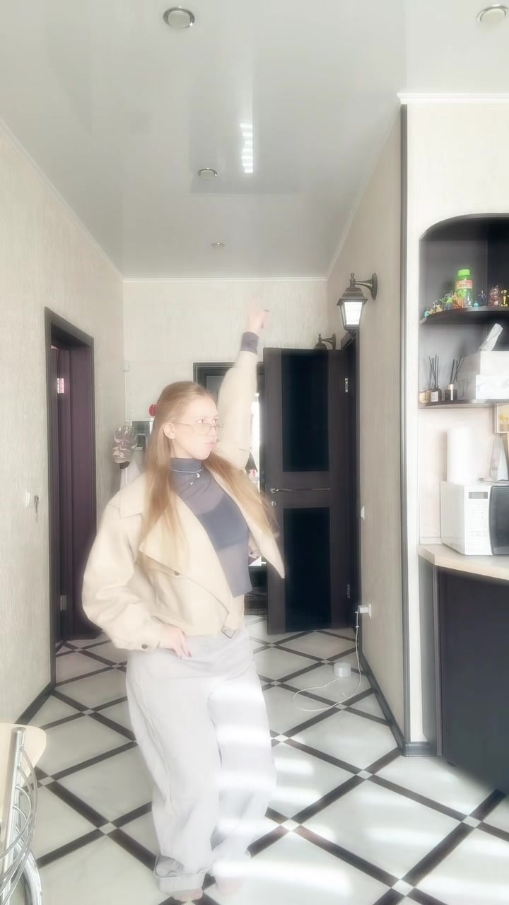 @джонияр