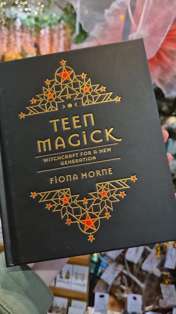 @Moon_and_Mushroom_Magick