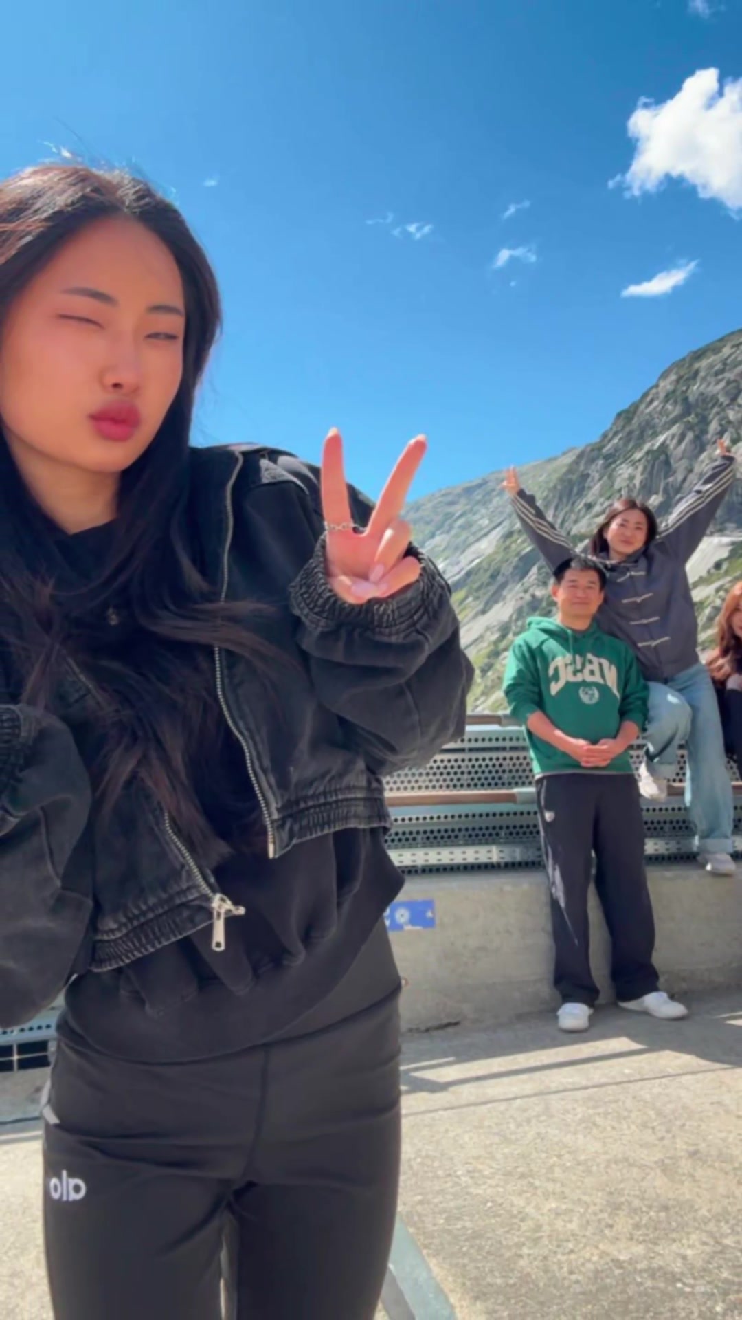 @Елена🇰🇷