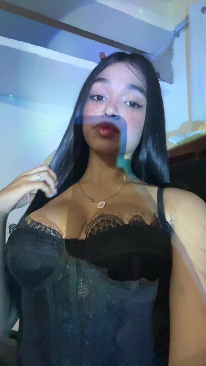 @Valentina.🩷