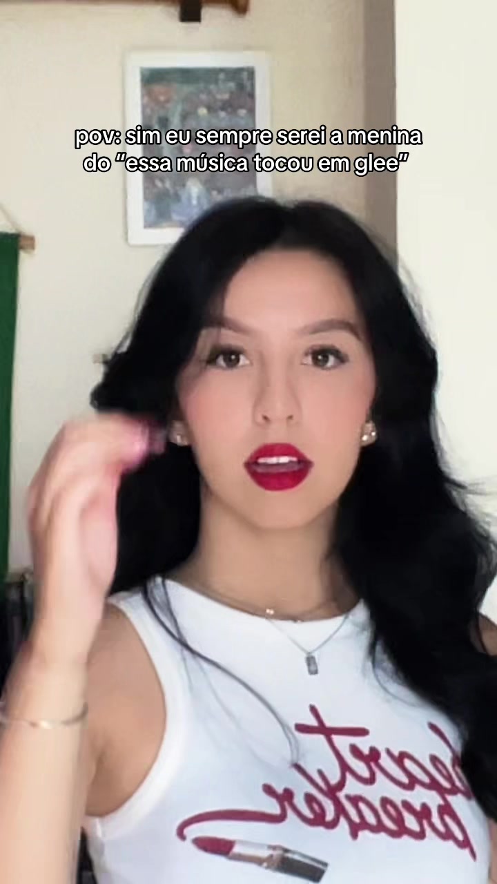 @heyitssliraa