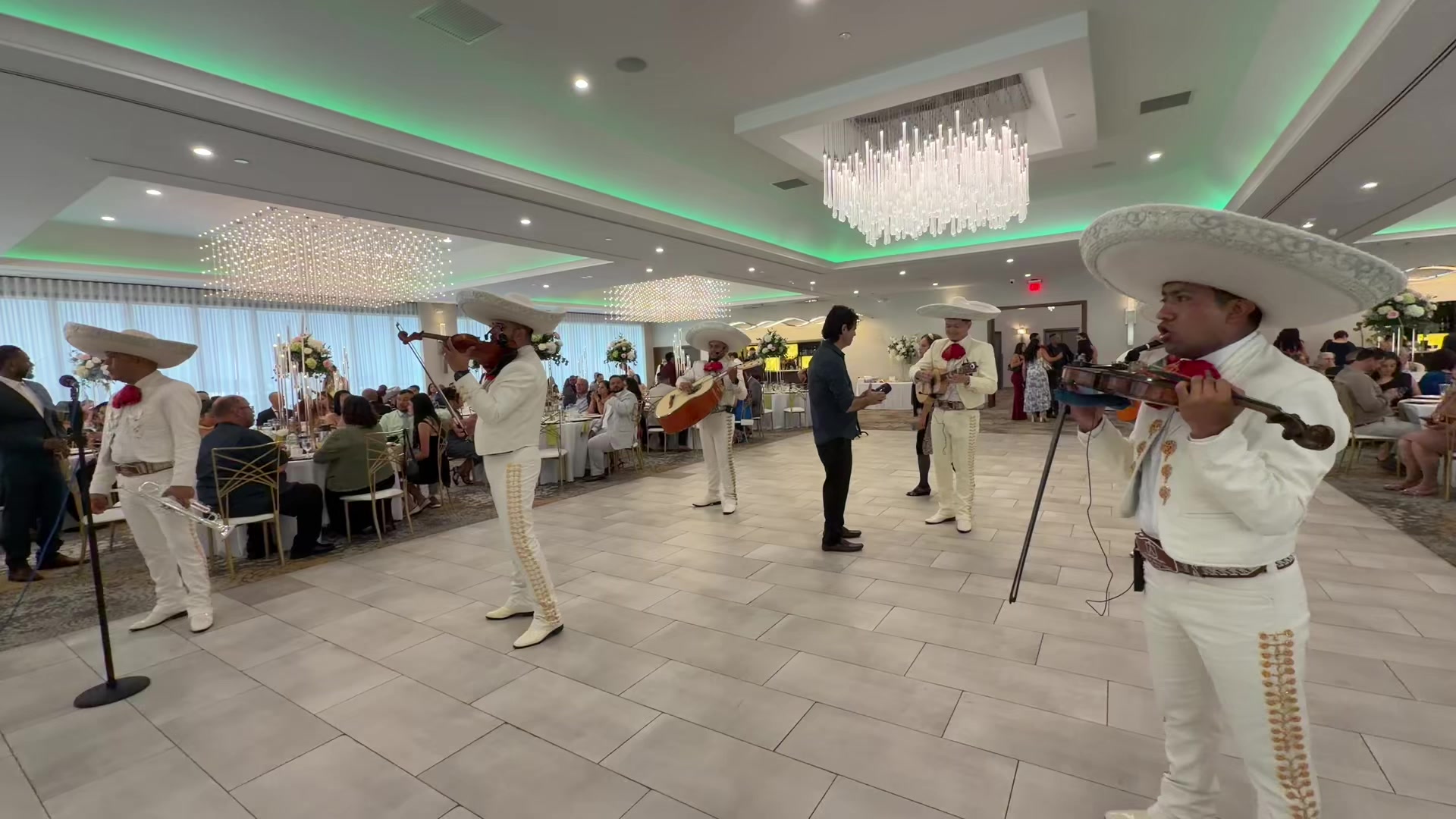 @Mariachi Nuevo Estilo Chicago