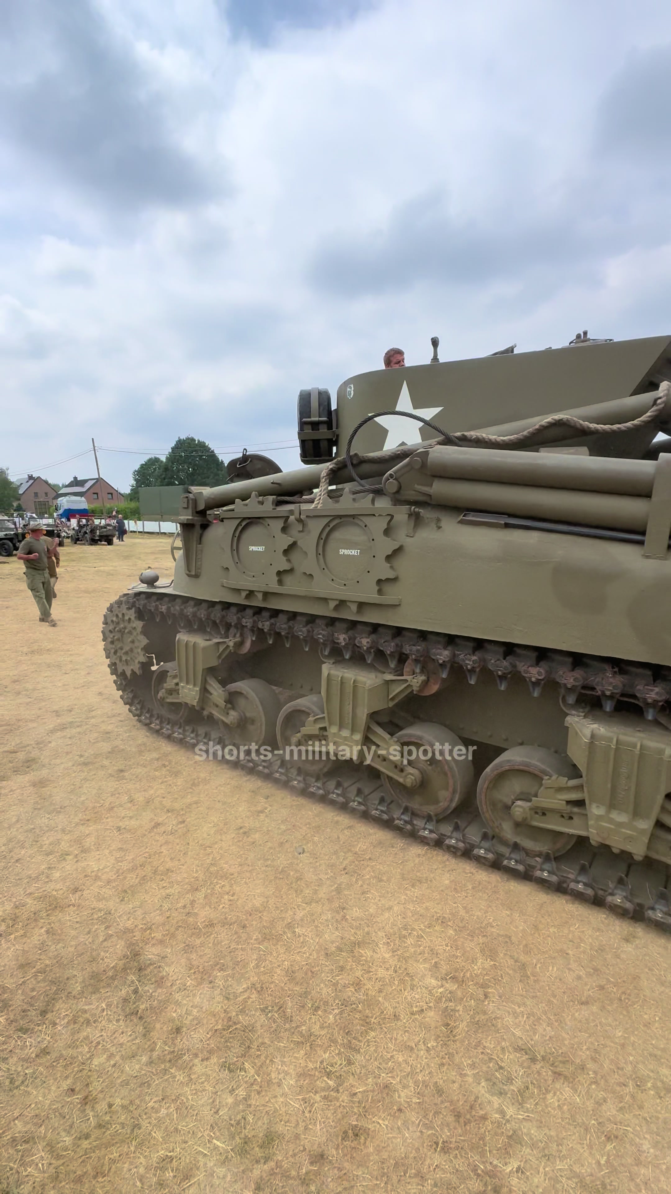 @shorts-military-spotter