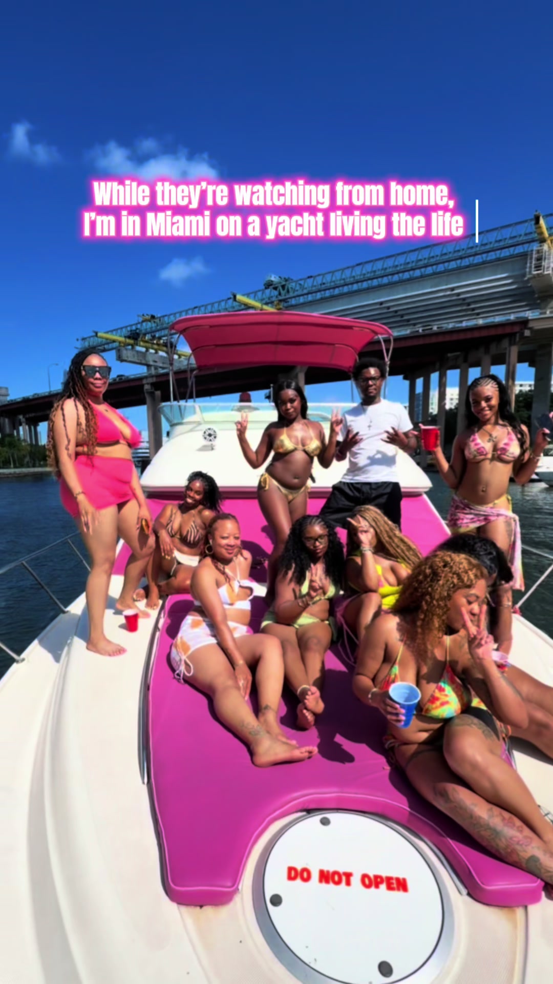 @Yacht Memories Miami