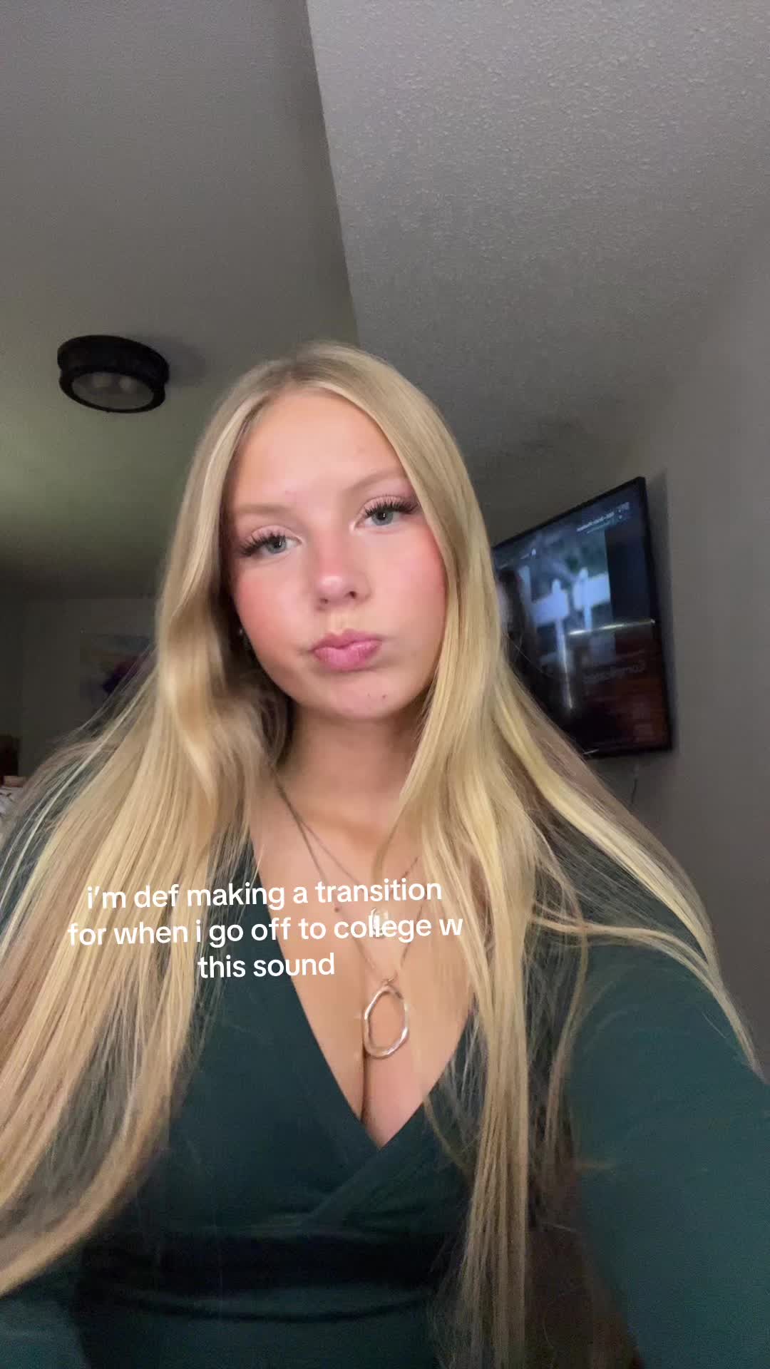 @️