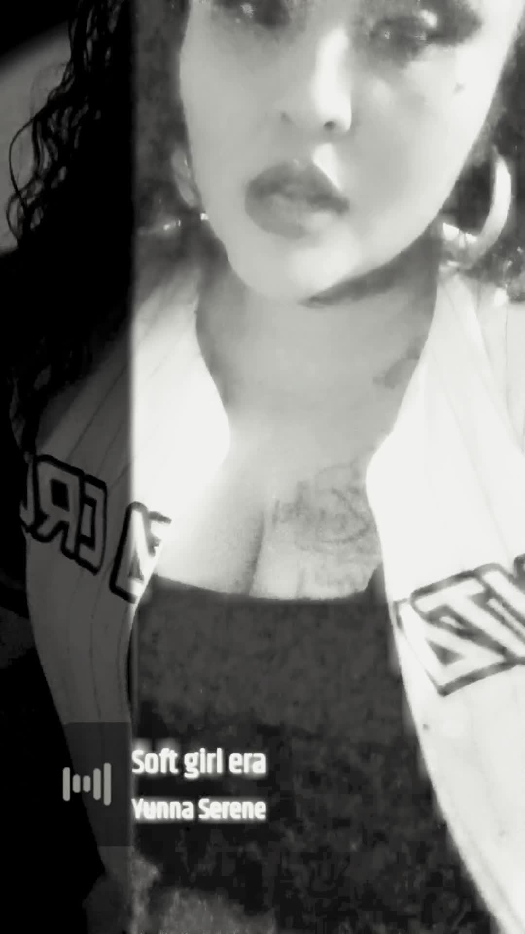 @Lovley Dee