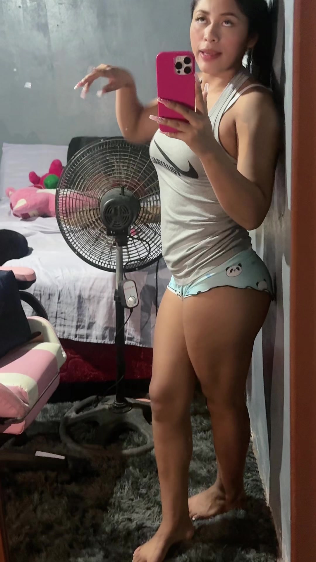 @Nora López🐦🔥