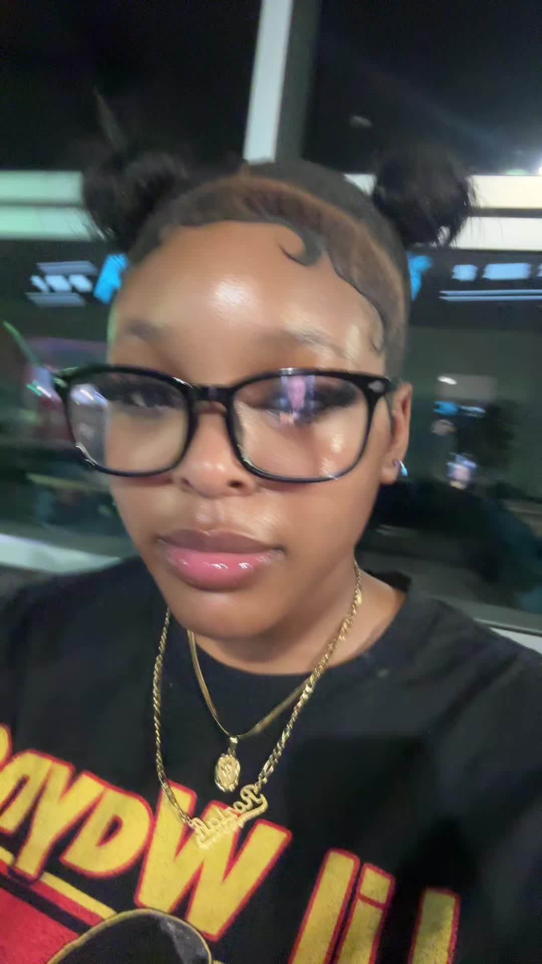@Pynkworldd