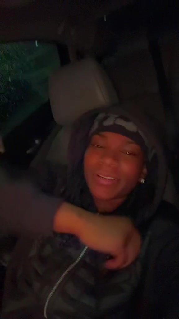 @T💫