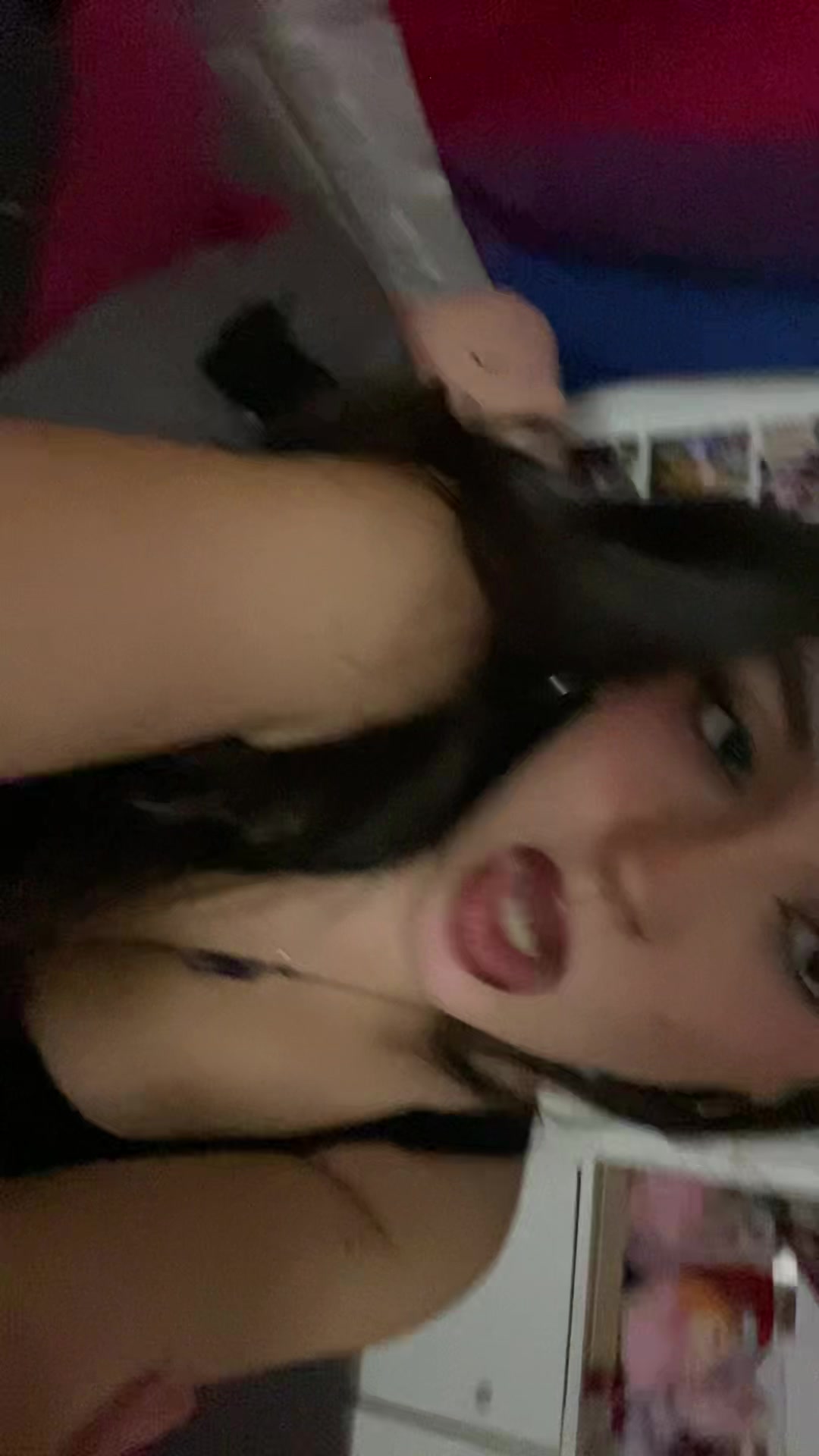 @Emiliaa