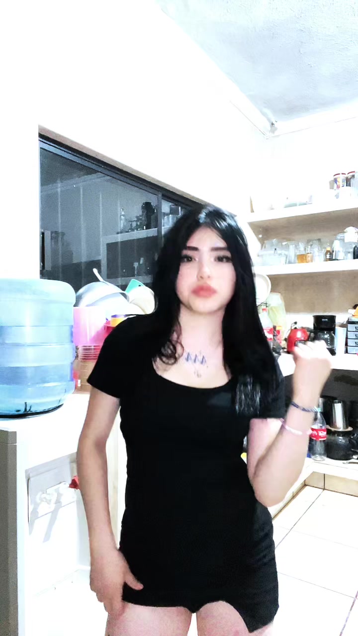 @𝐀𝐥𝐢𝐩𝐫𝐨 🍓