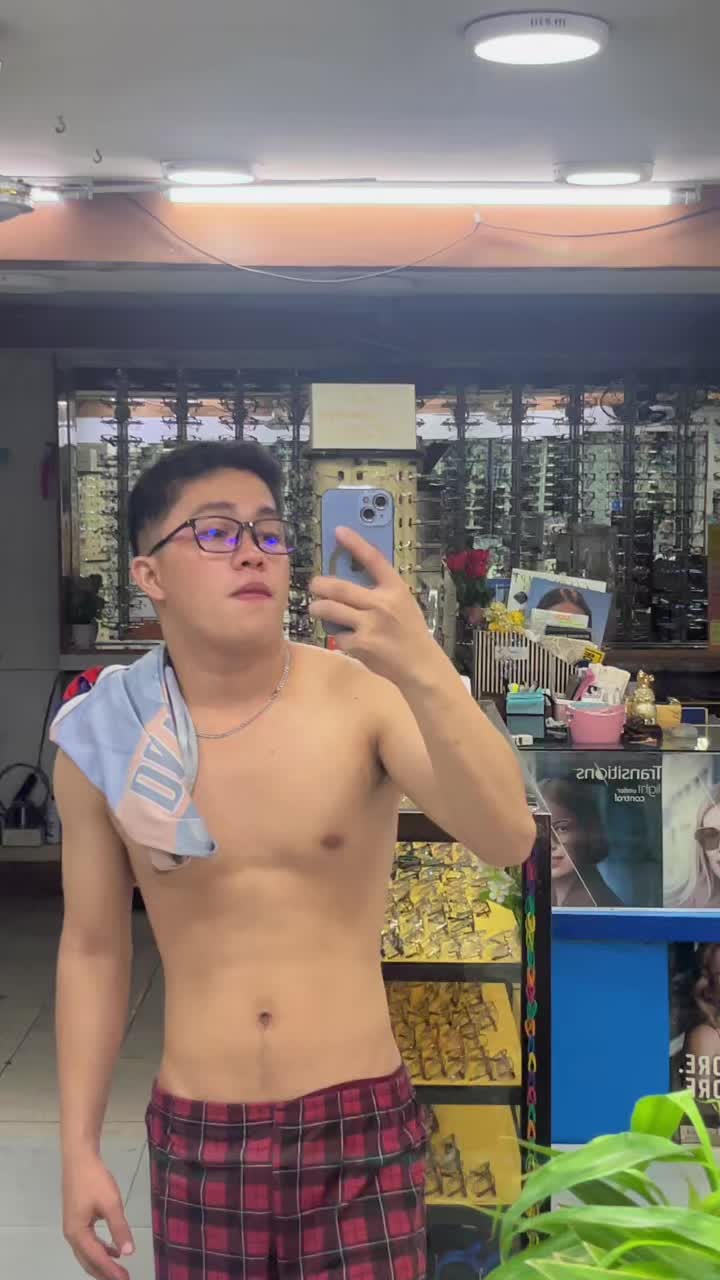 @KuyaCy
