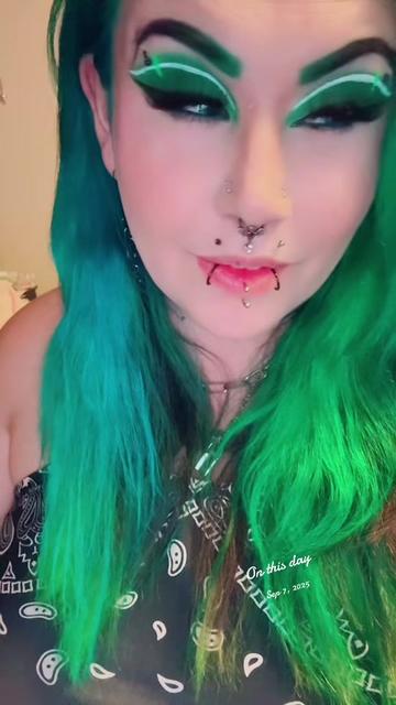 @🖤💚MamaSkittles💚🖤