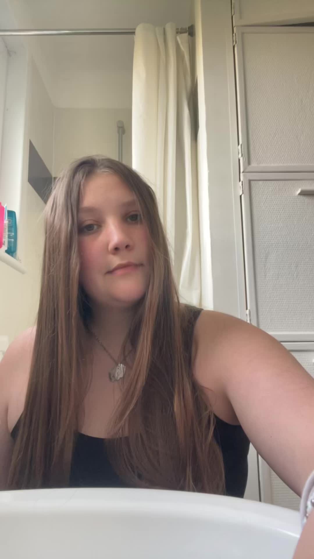 @Emeline_olv