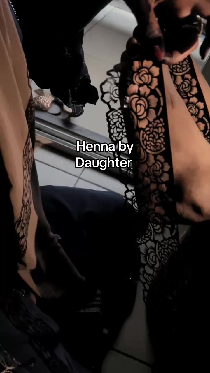 @hennabydaughter2