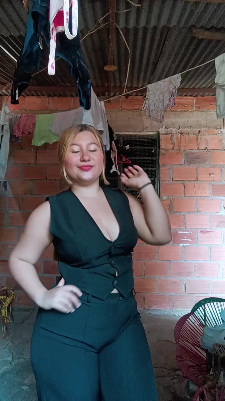 @Nayely