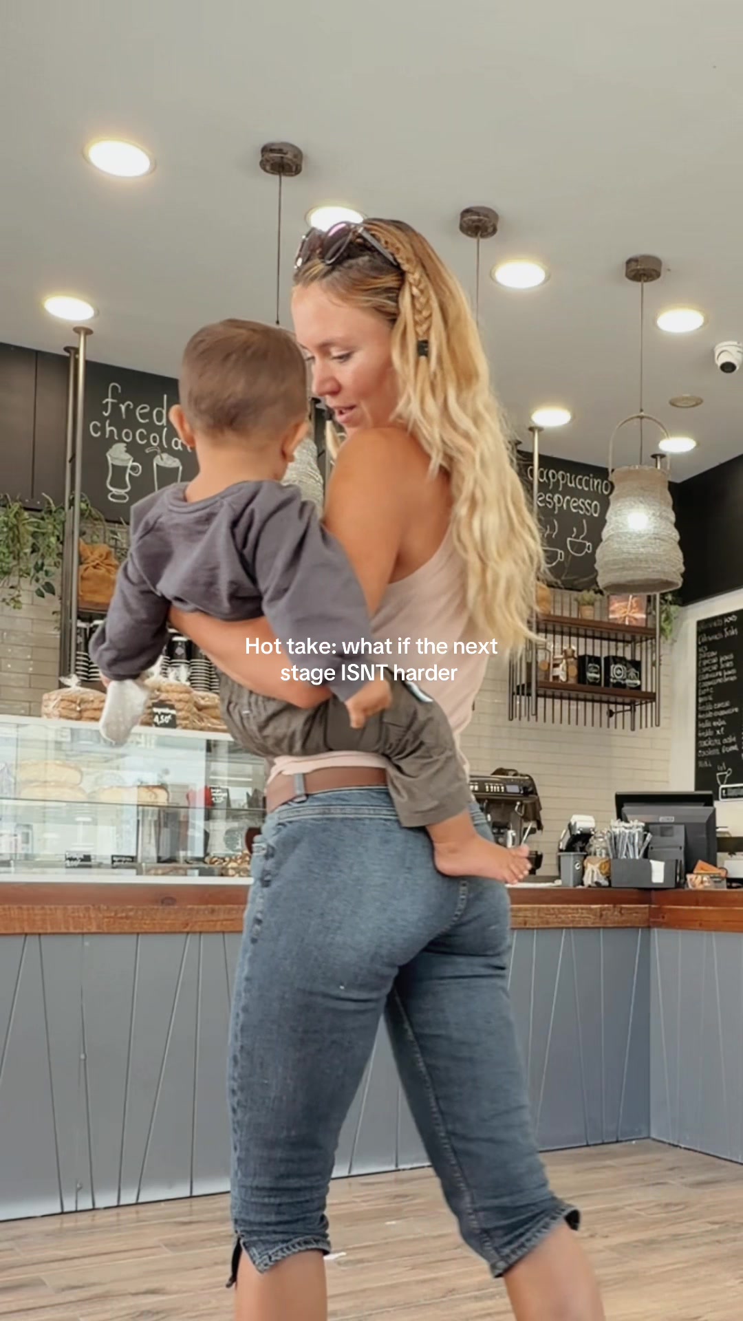 @Bella