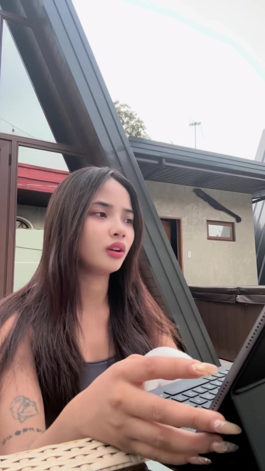 @Yanny Jutz