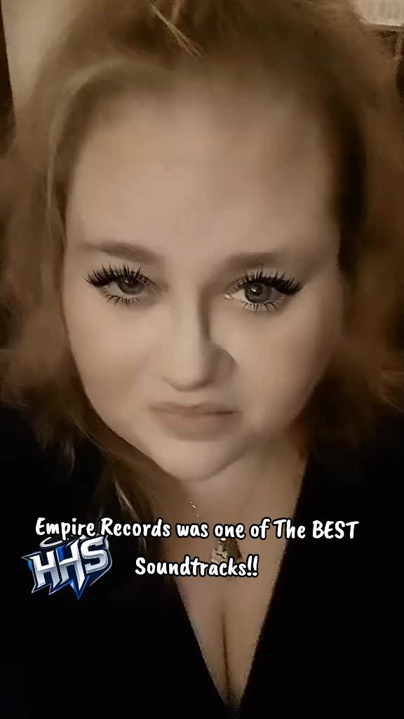 @Brandi💙🤍❌️