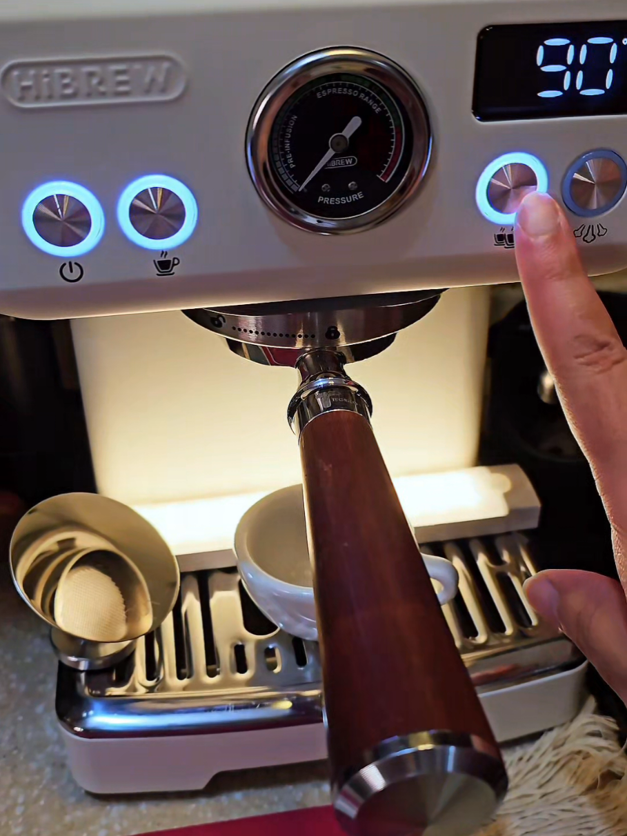 @طارق الفهد ☕️