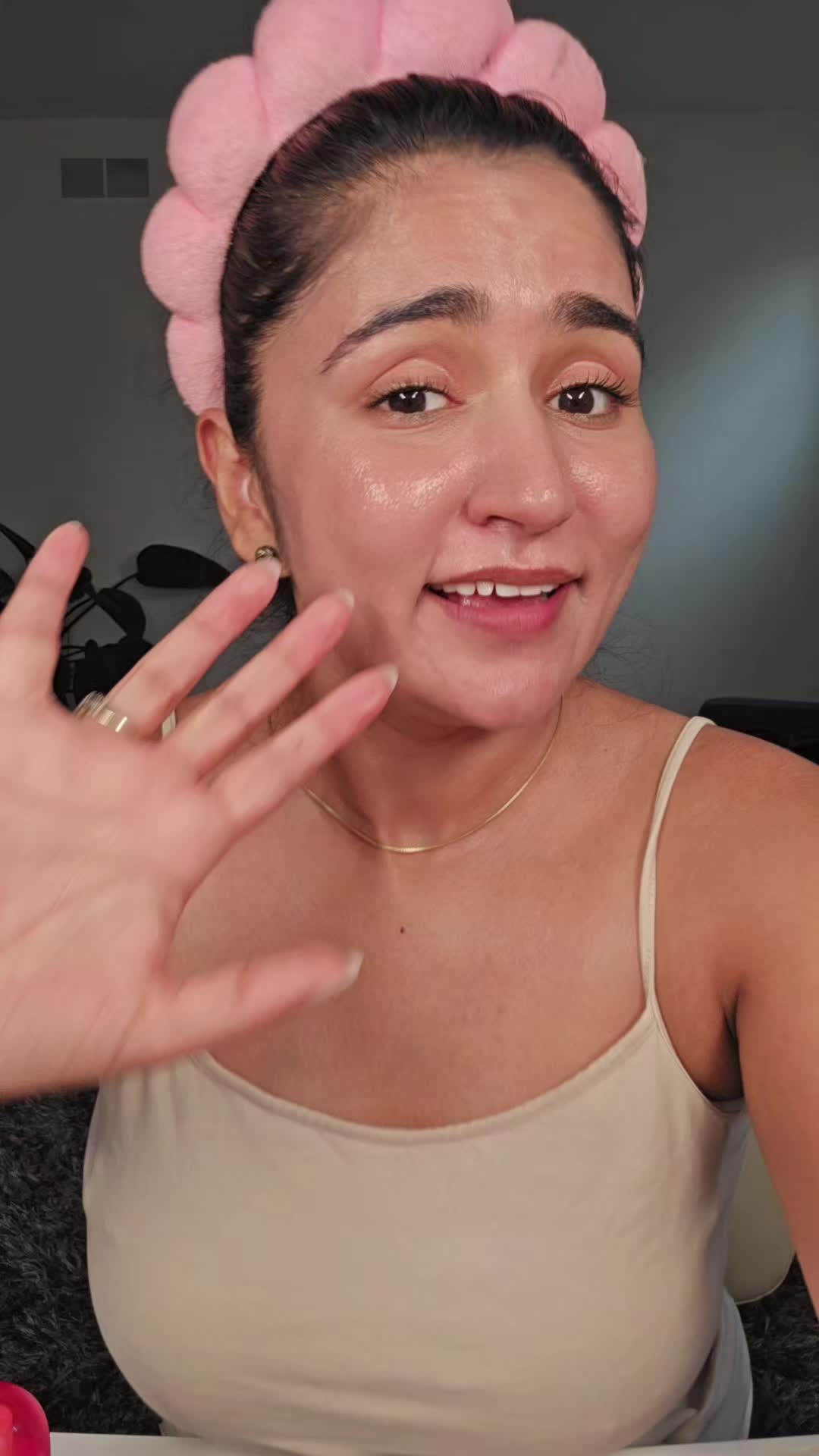 @MakeupWithJas
