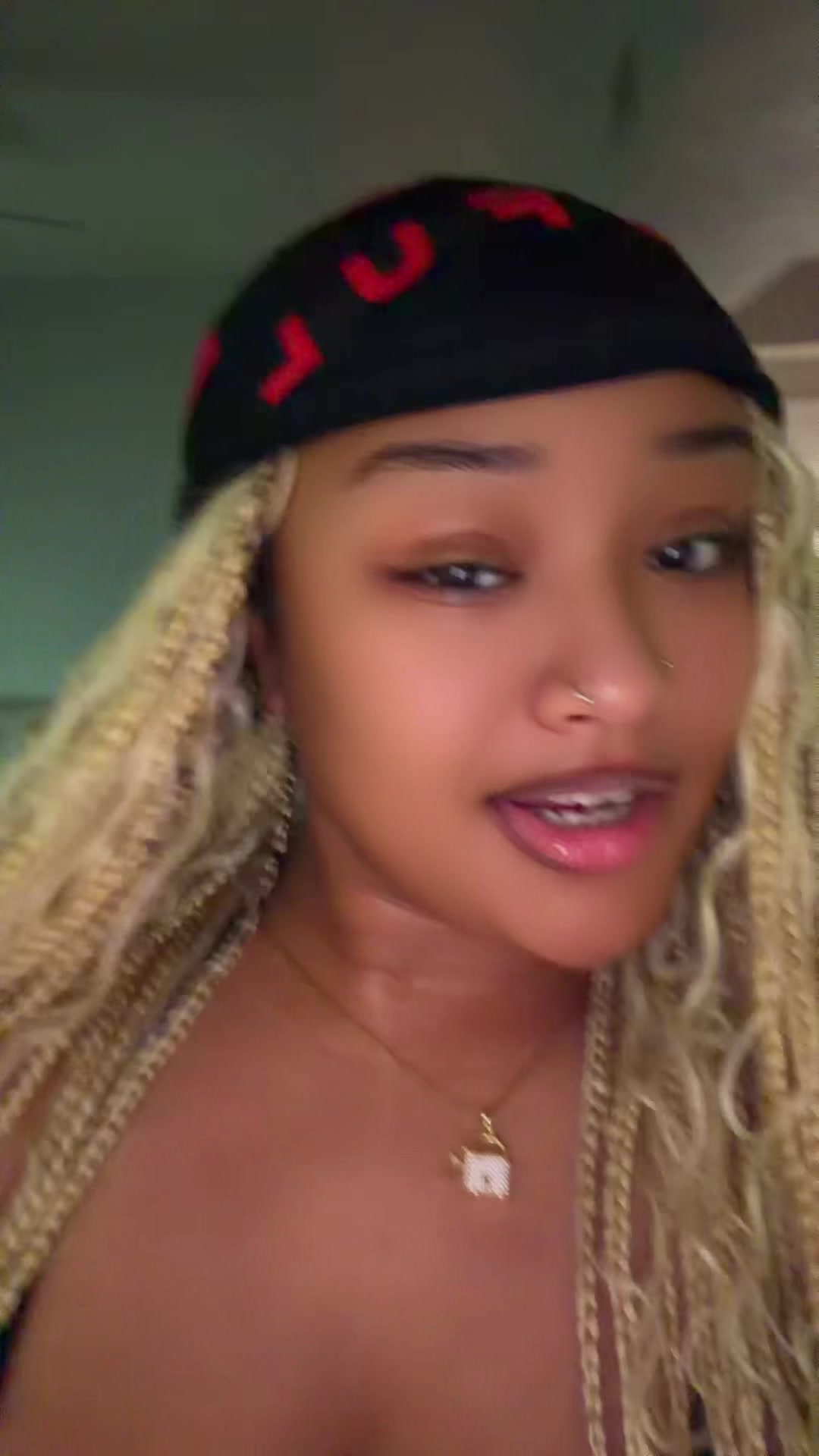 @It’s SIMONE to you b!tches