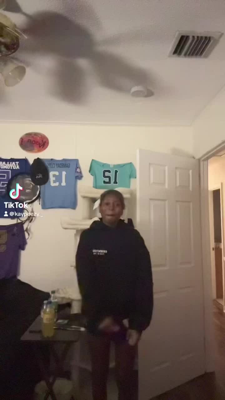@kaypeezy._