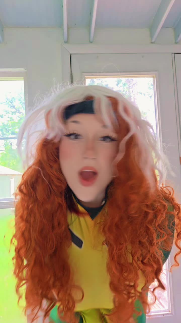 @Plushienova