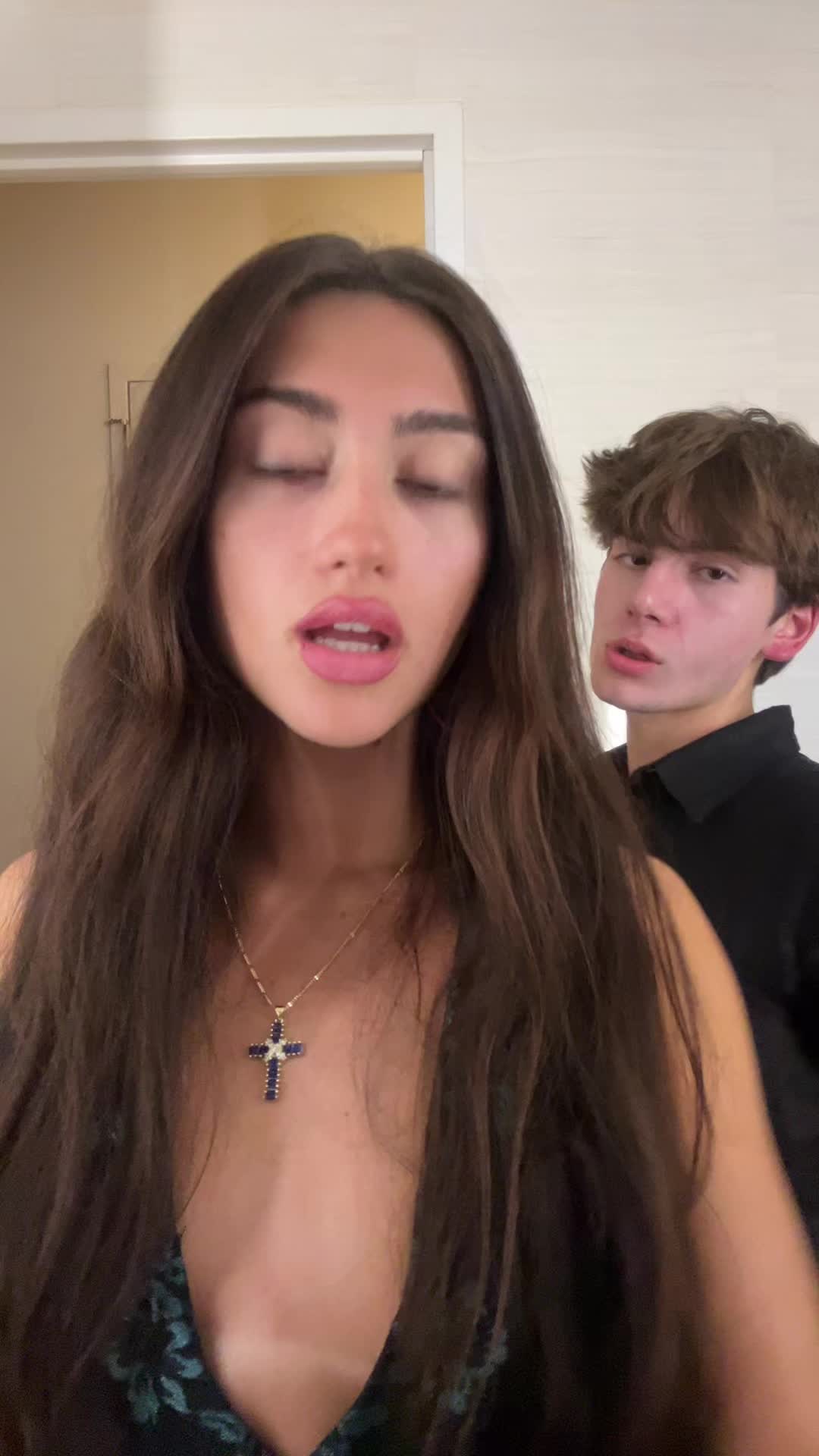 @allegra🪬🧛🏻&zwj;♀️