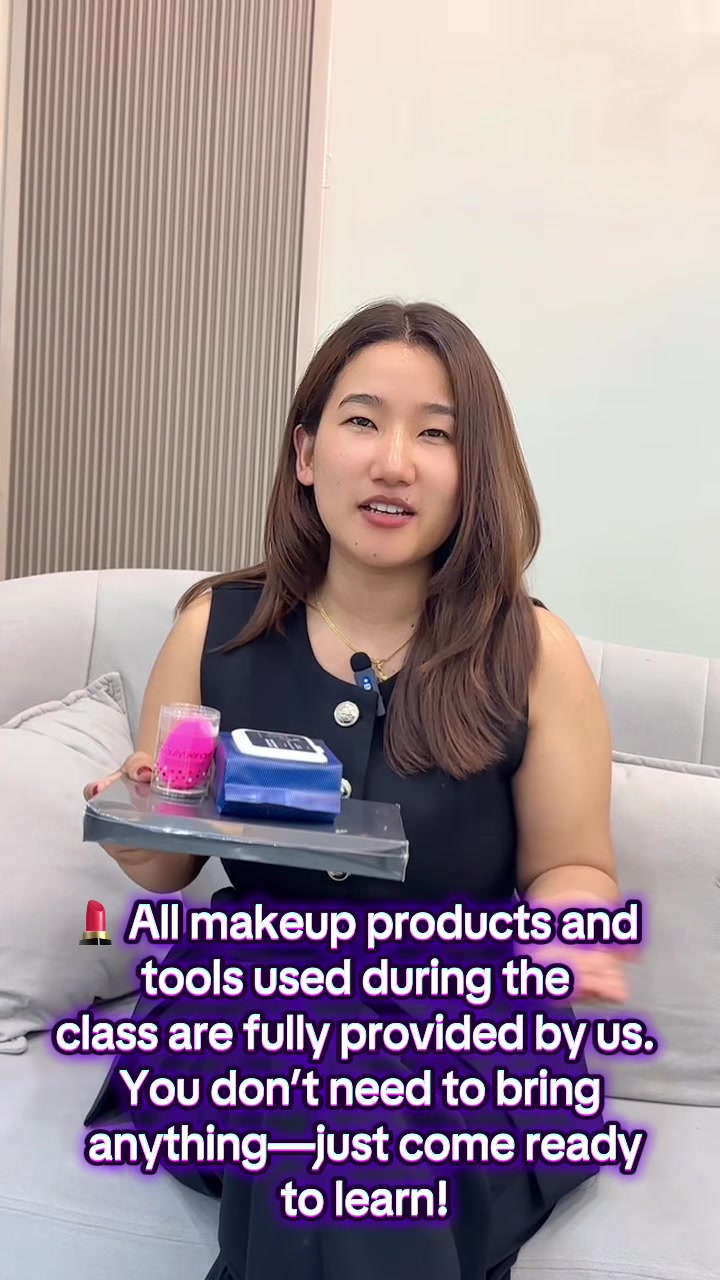 @Makeupbyniru beauty studio