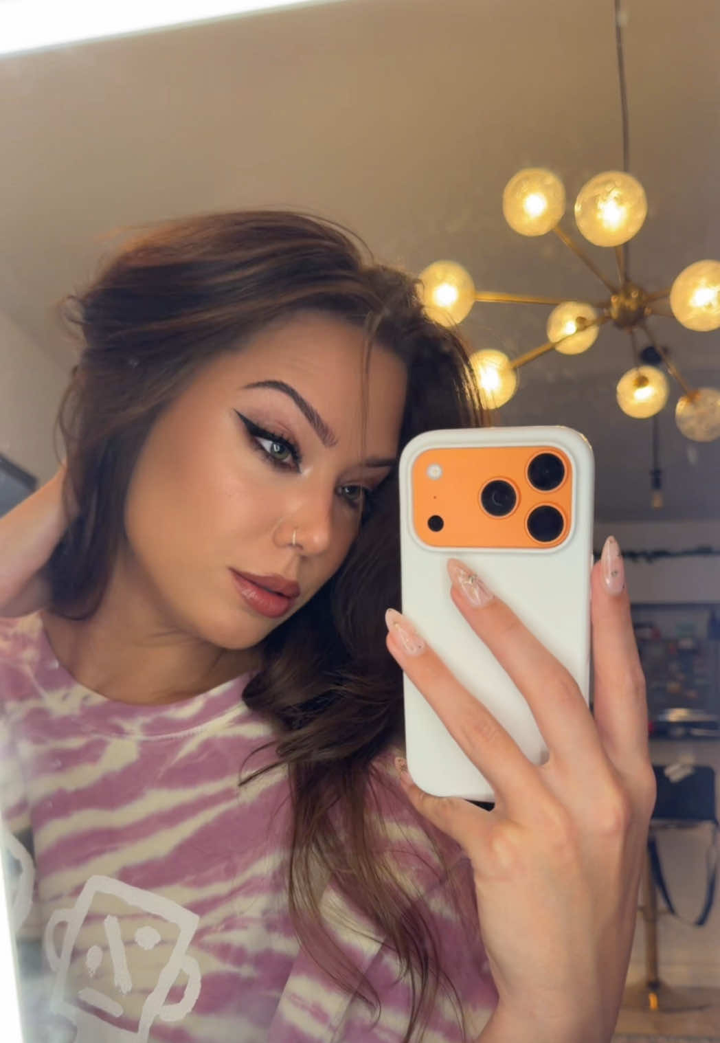 @avery cristy ⋆