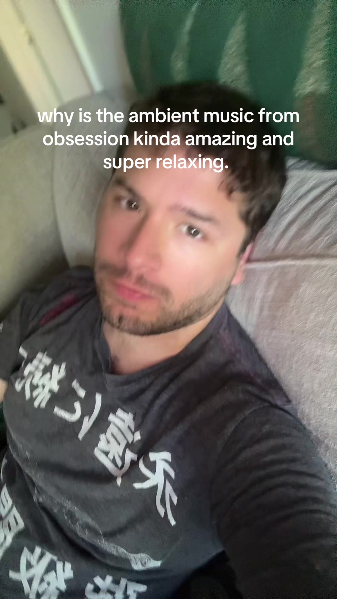 @^-^