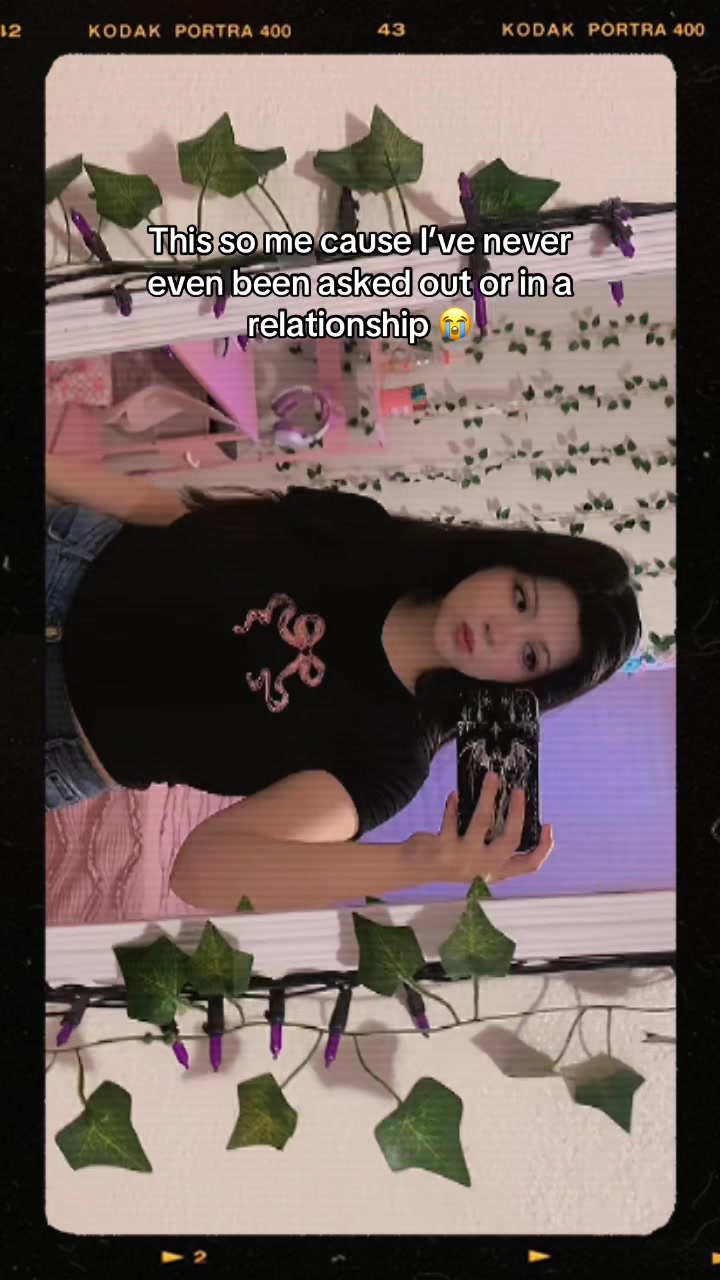 @Emokage 💜
