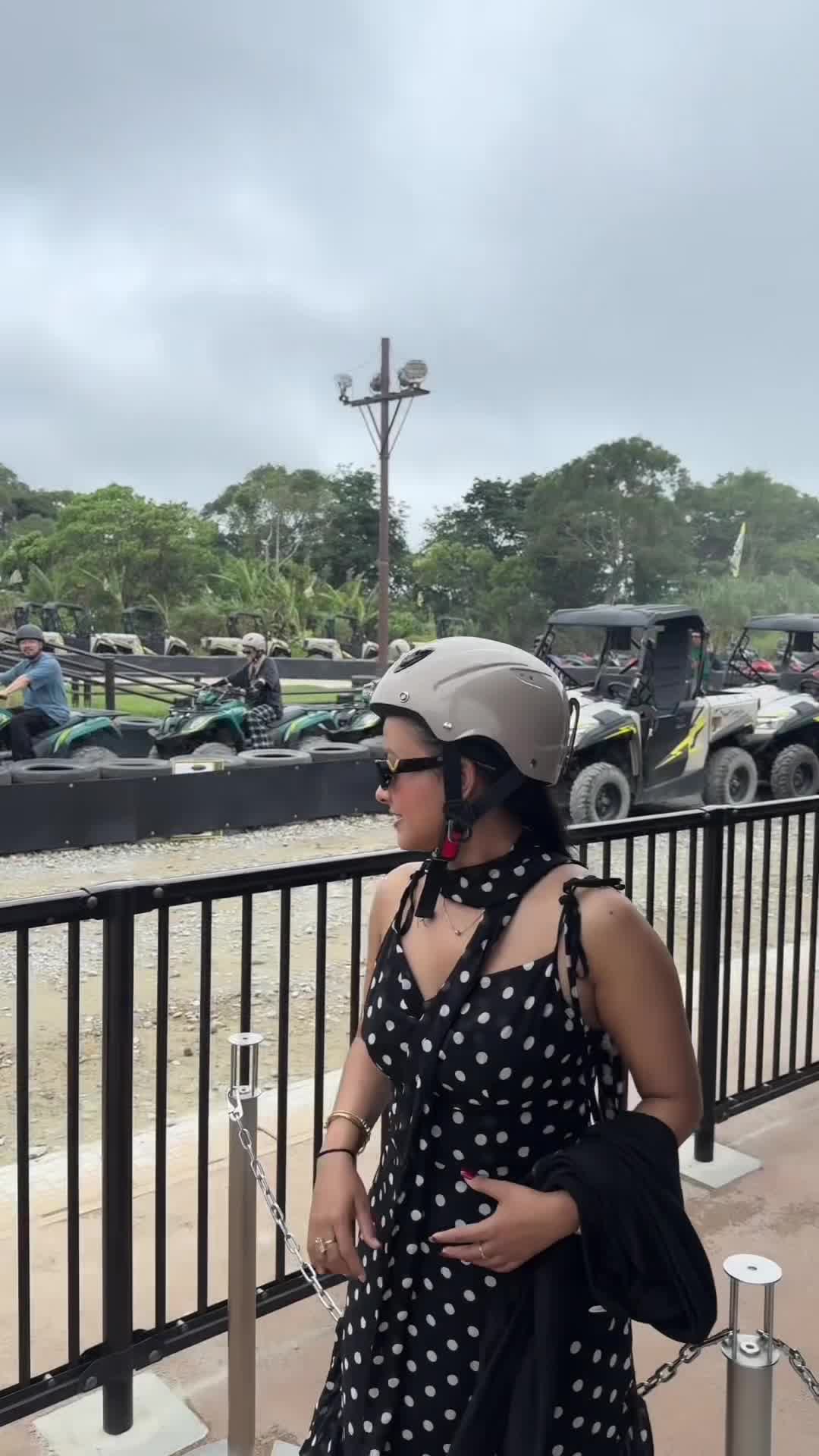 @AAsmita👩❤️💋👩