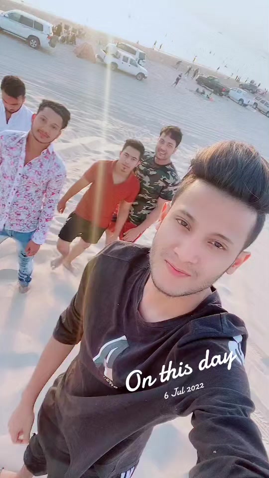 @🇶🇦KiNg_RuYeF_KhAN🇶🇦
