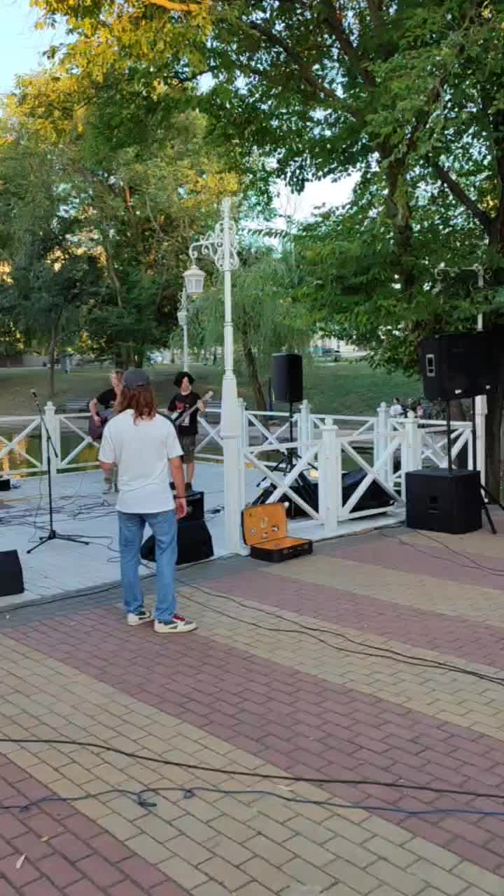 @🎸STRASSER🎸