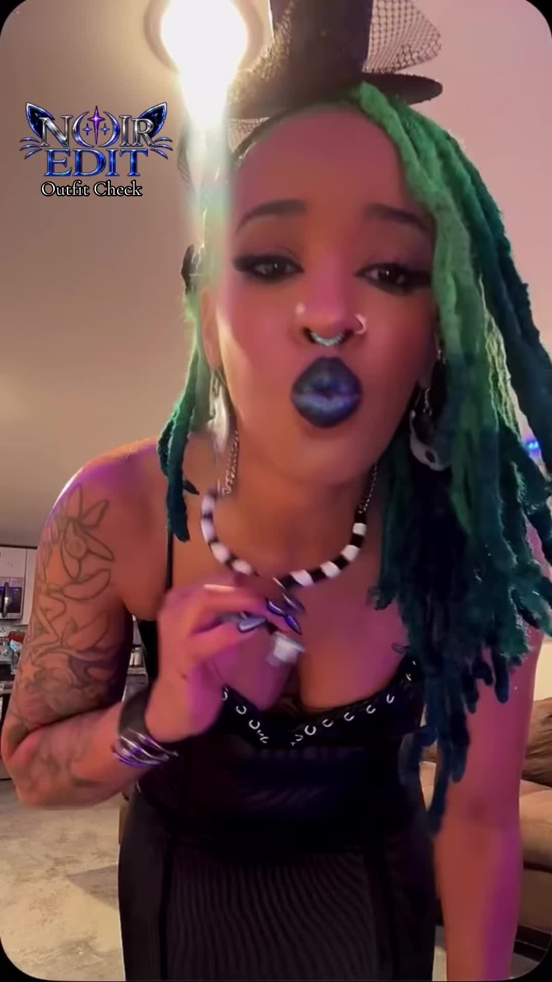 @WhimsiBEA 🌚